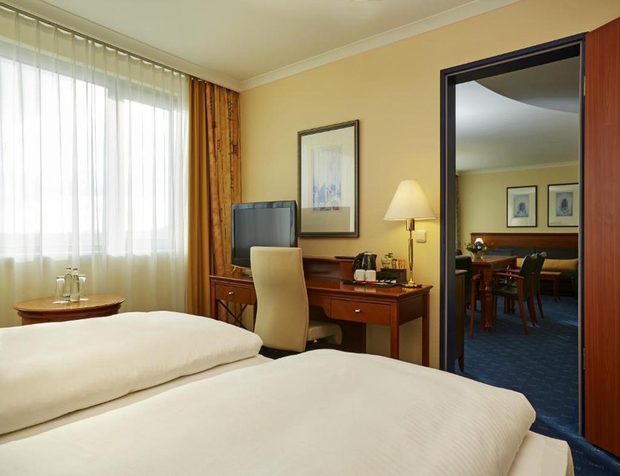 Room with City Hall Garden Views